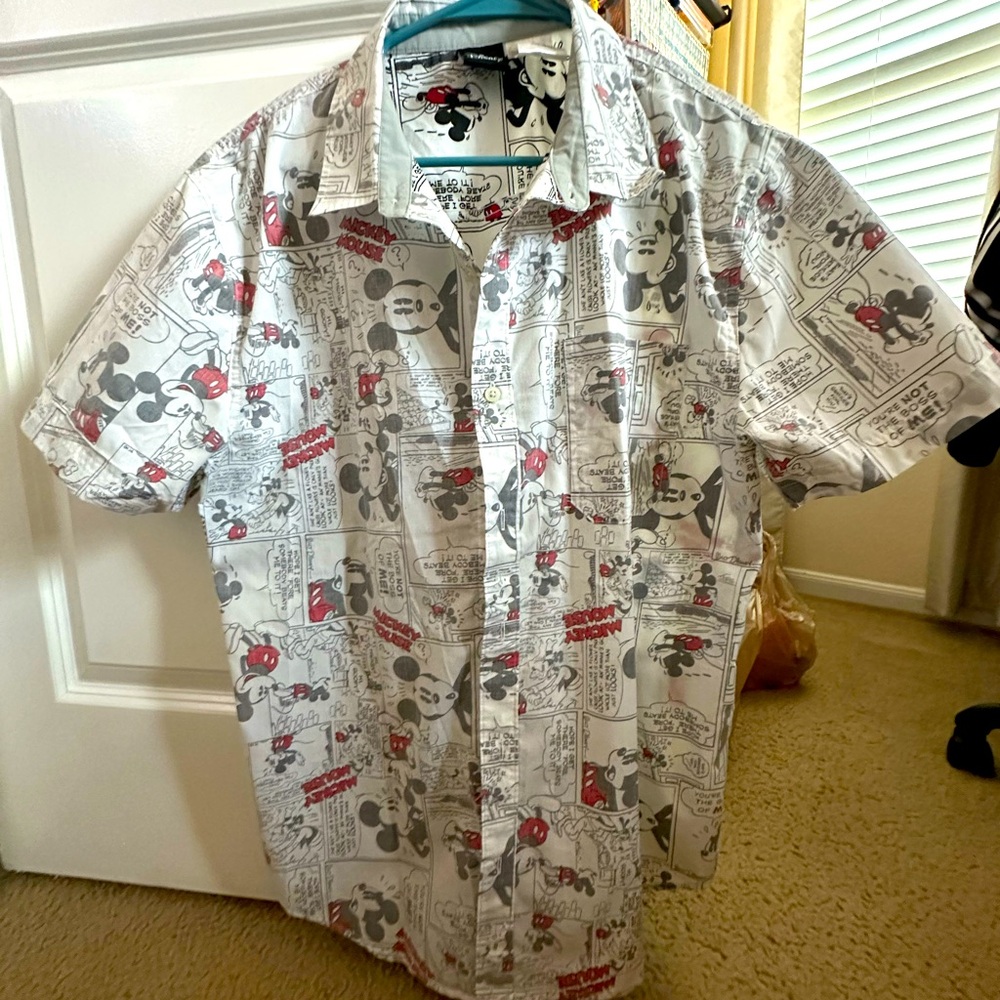 Disney Mickey Mouse Comic Strip All Over Reserve Print Short Sleeve Shirt